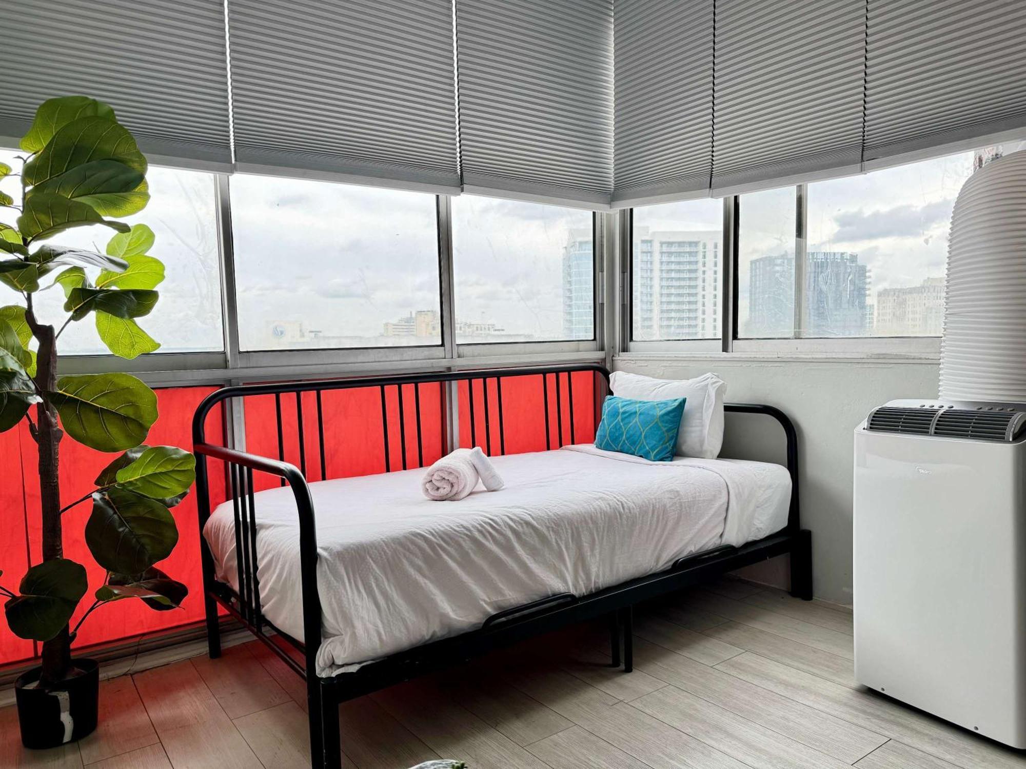 Вілла Atl Downtown 2Br King Bed Free Parking Lm2007 Атланта Екстер'єр фото